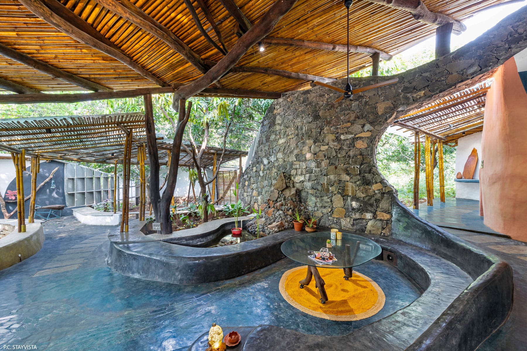 Blurring Boundaries’ ‘Maativan’ Farmhouse Embraces Biophilic Design in an Indian Forest